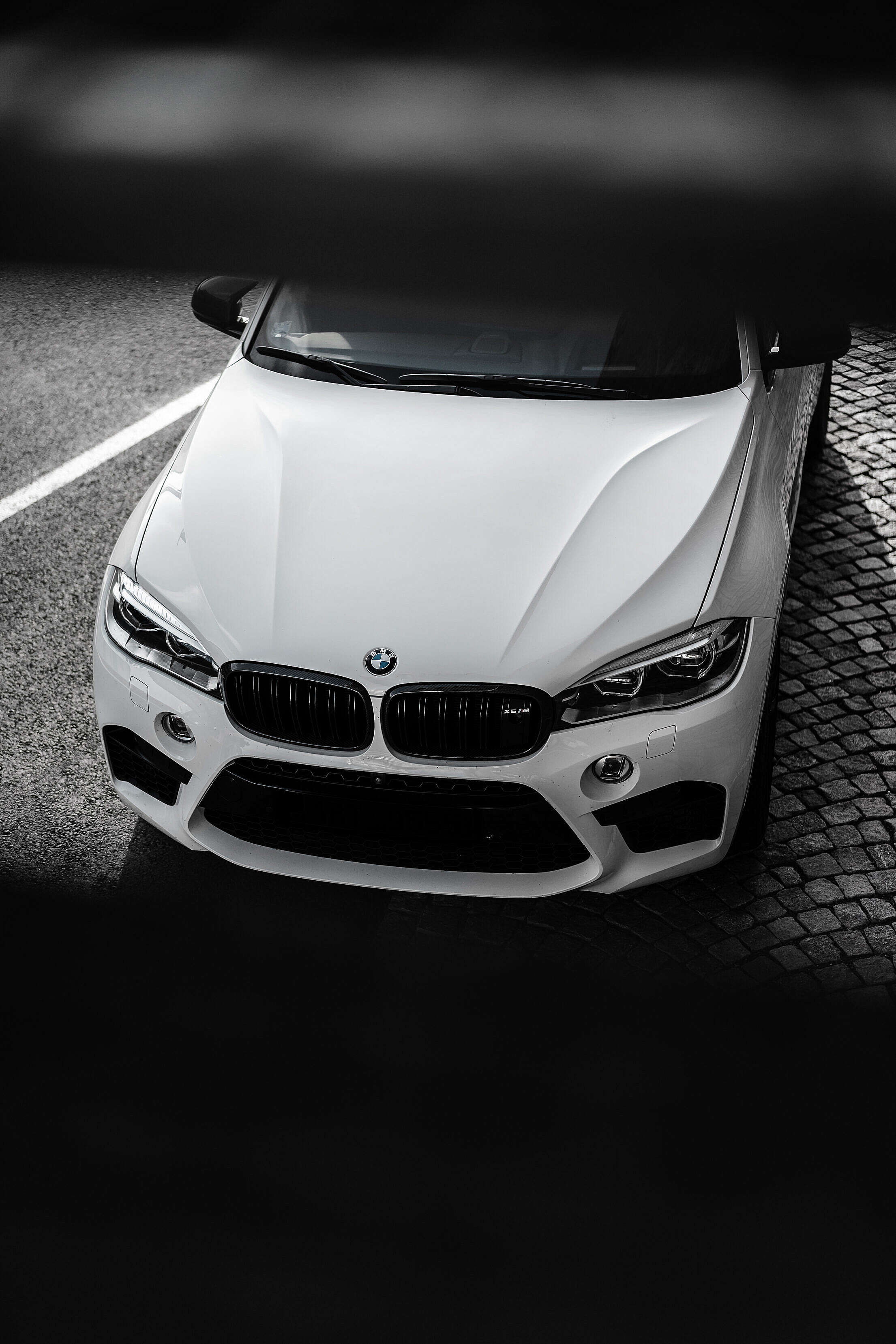  BMW Hintergrundbild 2210x3315. White BMW X6M Wallpaper Free