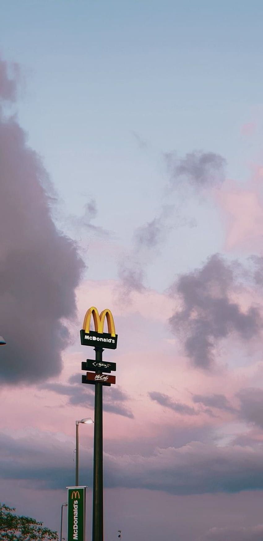  McDonald's Hintergrundbild 850x1749. Aesthetic mcdonalds HD wallpaper