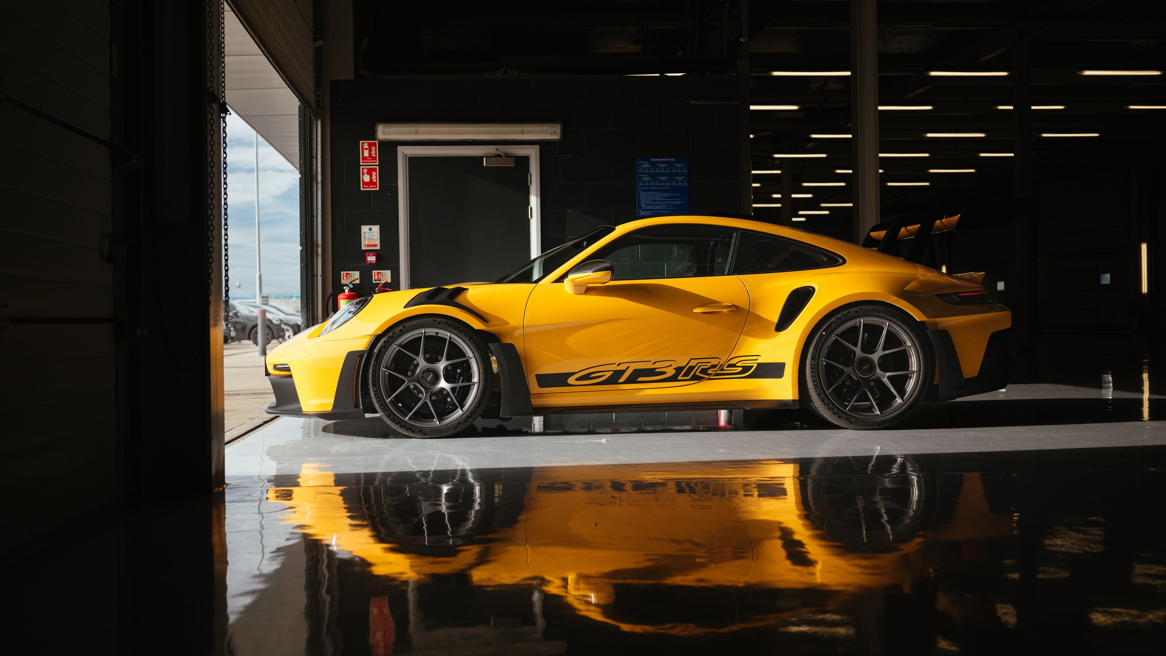  Porsche Gt3 Rs Hintergrundbild 3840x2160. Porsche 911 GT3 RS Wallpaper 4K, Weissach package, Cars