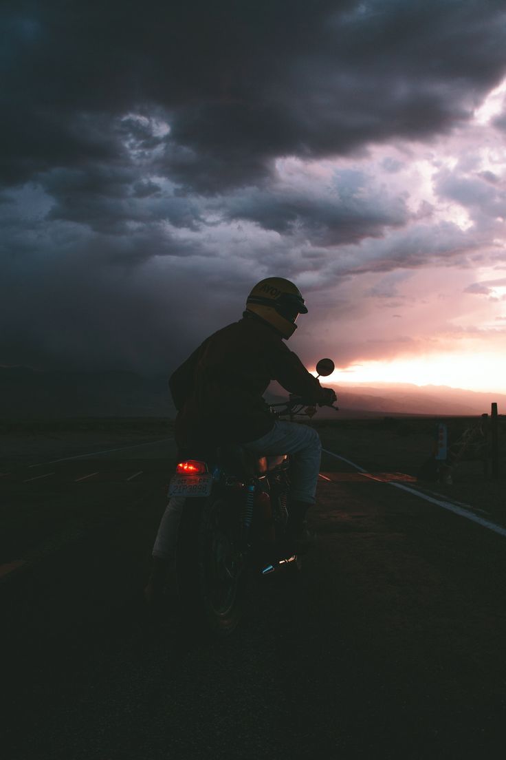  Motorrad Hintergrundbild 736x1104. motorcycle sunset, #Motorcycle #sunset #Tumblr. Sunset tumblr, Tumblr photography, Motorcycle photography