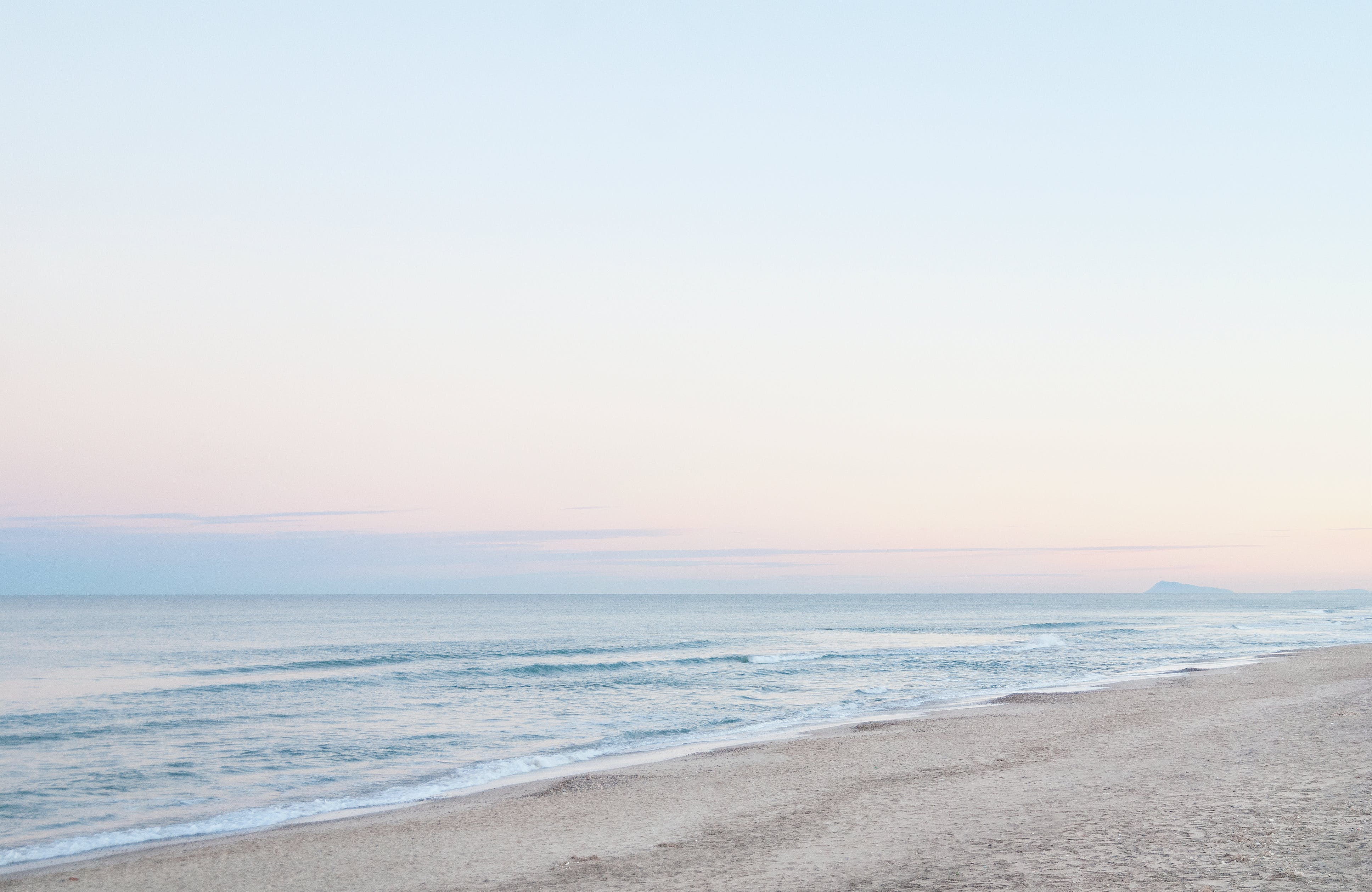  Meer Und Strand Hintergrundbild 3872x2520. Kostenloses Foto zum Thema: klarer himmel, küste, landschaft, meer, natur, sand, strand, ufer, wallpaper