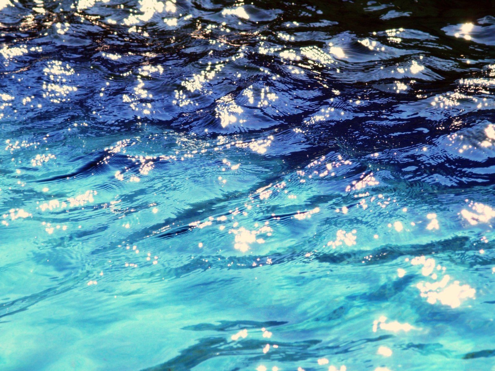  Wassertropfen Hintergrundbild 1600x1200. Blaues Wasser Kostenloser Foto Download