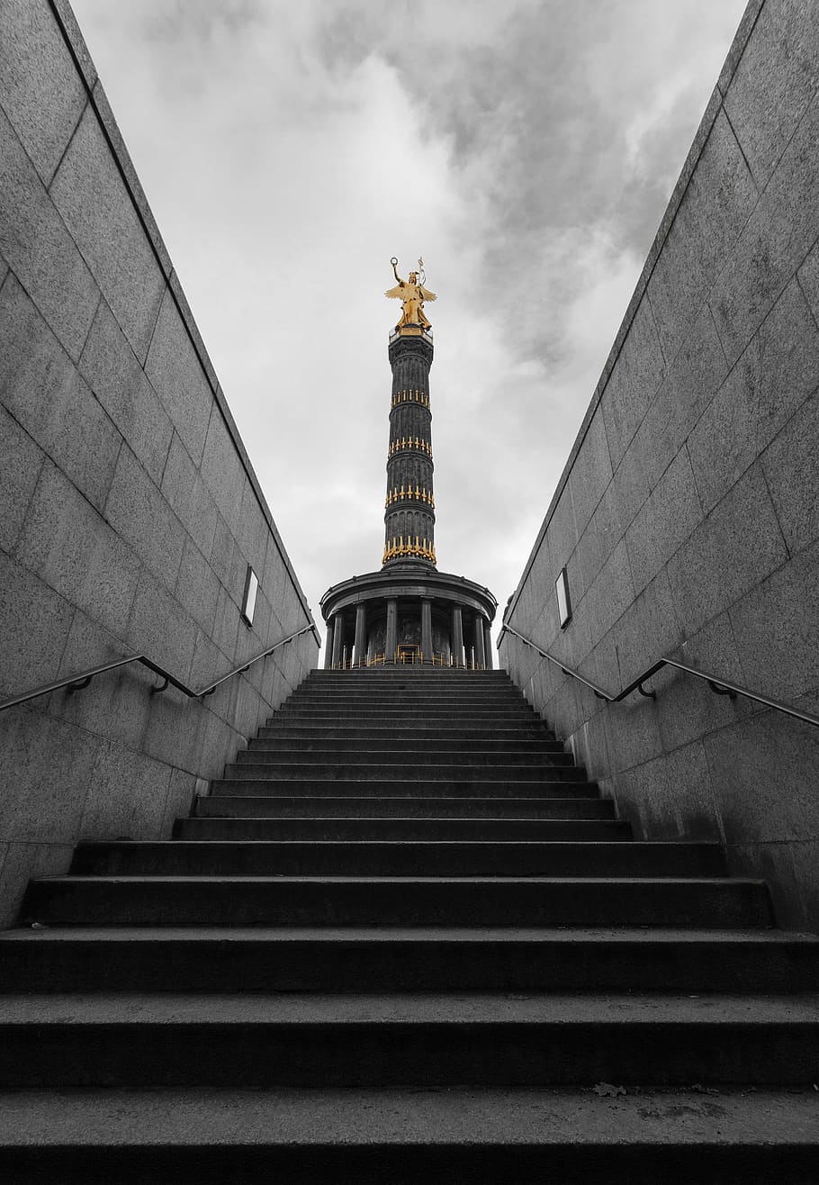  Berlin Hintergrundbild 910x1316. HD wallpaper: berlin, siegessäule, landmark, places of interest, stairs