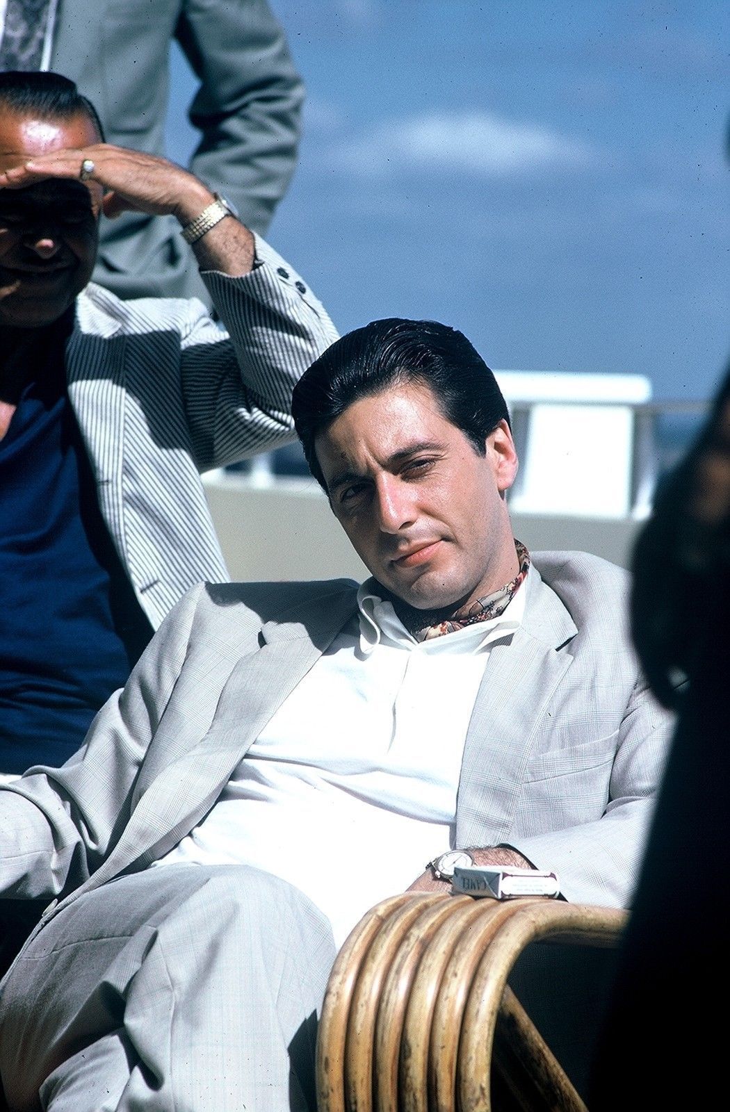The Godfather Hintergrundbild 1050x1600. MUBI India Pacino, behind the scenes of THE GODFATHER: PART II. The iconic actor was born on this day in 1940