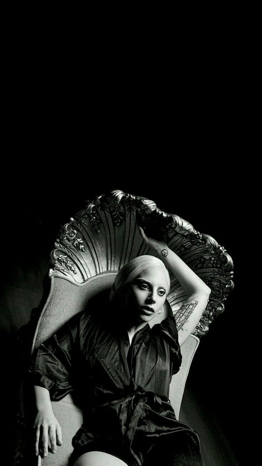  Lady Gaga Hintergrundbild 850x1511. Lady Gaga Age: Lady Gaga White Background, lady gaga aesthetic HD phone wallpaper