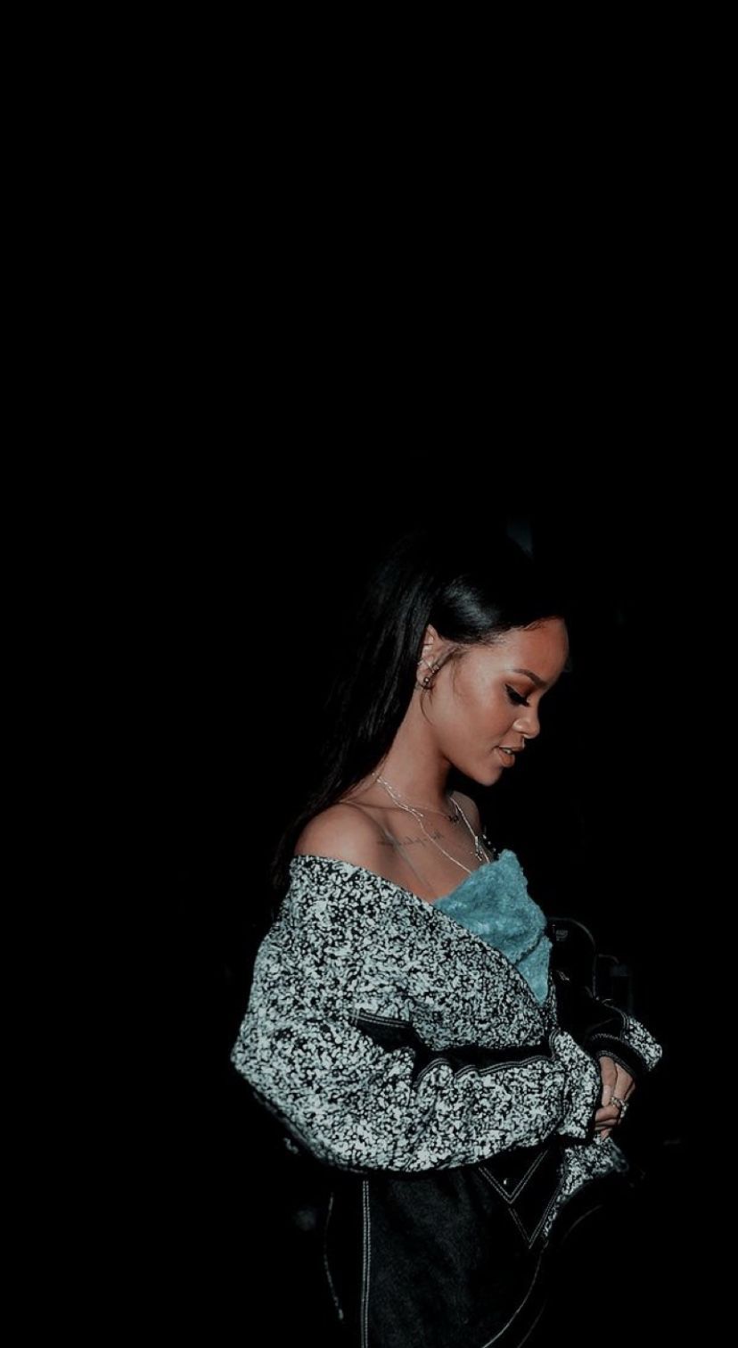  Rihanna Hintergrundbild 828x1511. Rihanna Aesthetic Wallpaper