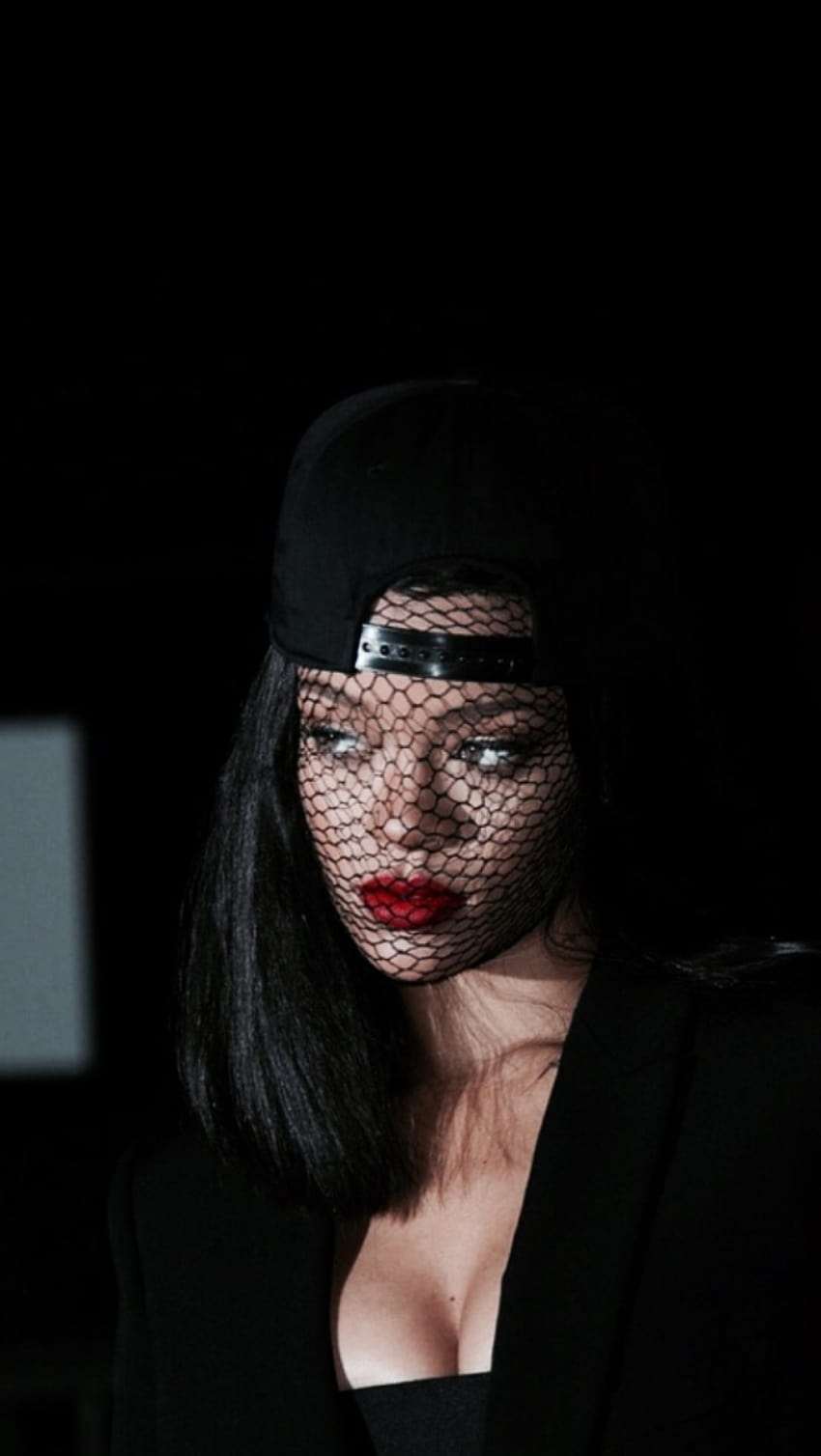  Rihanna Hintergrundbild 850x1508. Rihanna hoot iphone request singer background Dior, rihanna aesthetic HD phone wallpaper
