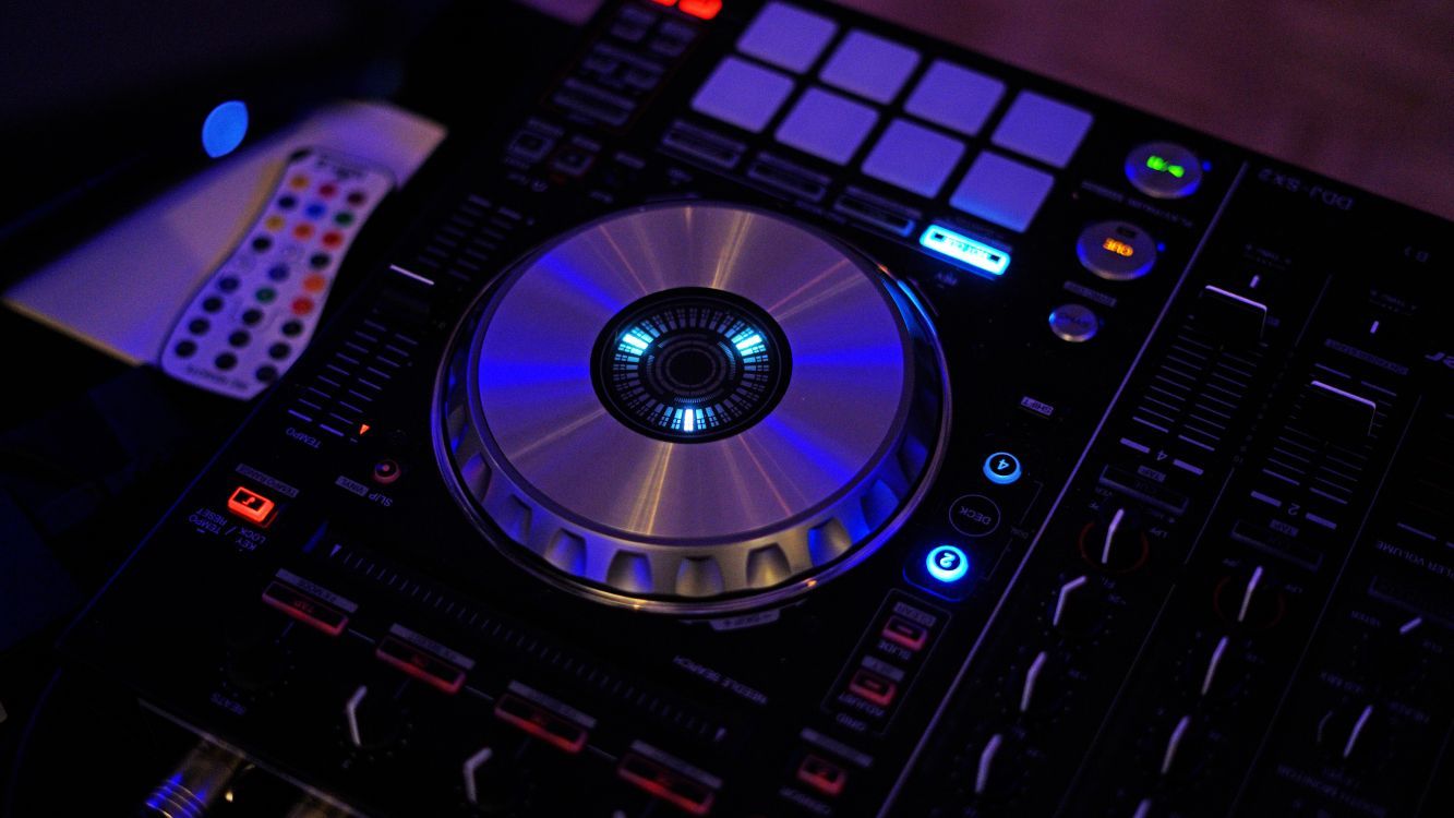  DJ Hintergrundbild 1333x750. Kostenlose Hintergrundbilder Elektronisches Instrument, DJ Mixer, Deejay, Pionier DJ, Elektronisches Gerät, Bilder Für Ihren Desktop Und Fotos