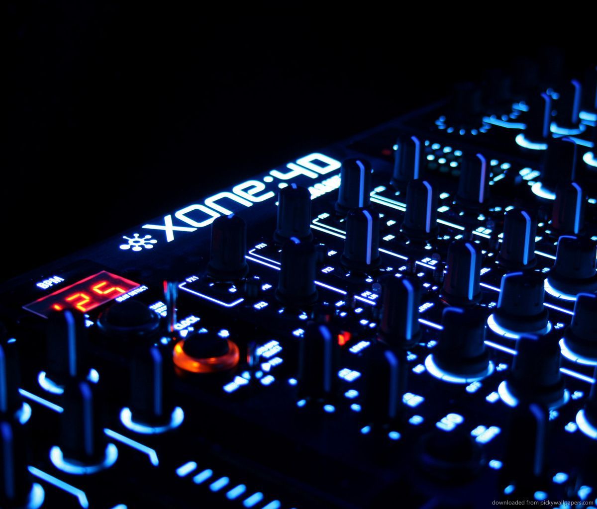  DJ Hintergrundbild 1200x1024. Dj Wallpaper HD 2015. Music mixer, Electro house music, 2015 wallpaper