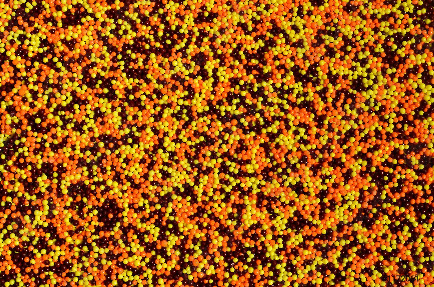  Farbiges Hintergrundbild 1500x994. Hintergrundbild einer Vielzahl farbiger glasierter Pulver in Form kleiner Kugeln vorrätig 1172061