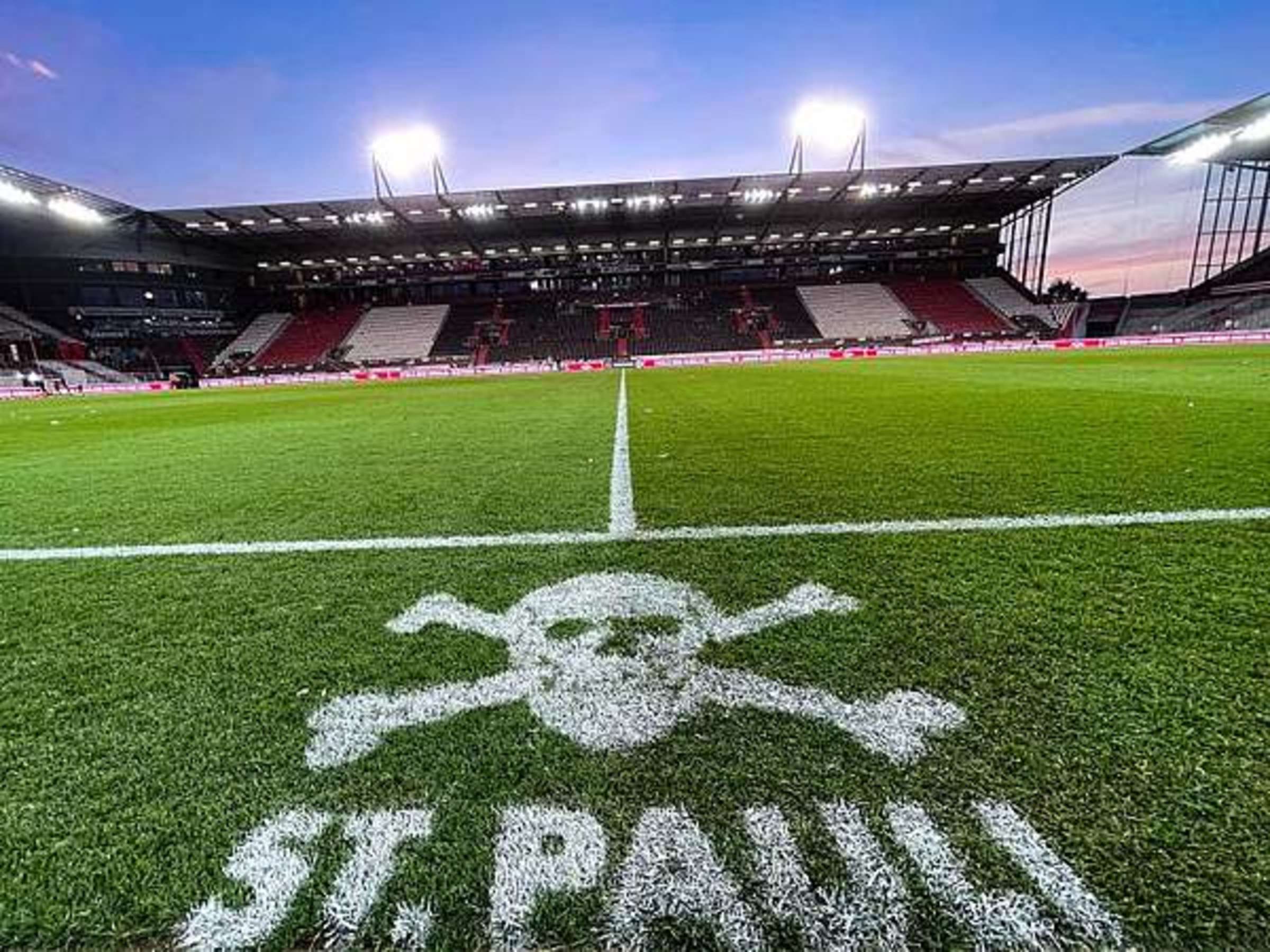  FC St Pauli Hintergrundbild 2400x1800. FC St. Pauli: Statt Rekordkulisse Tausende leere Plätze