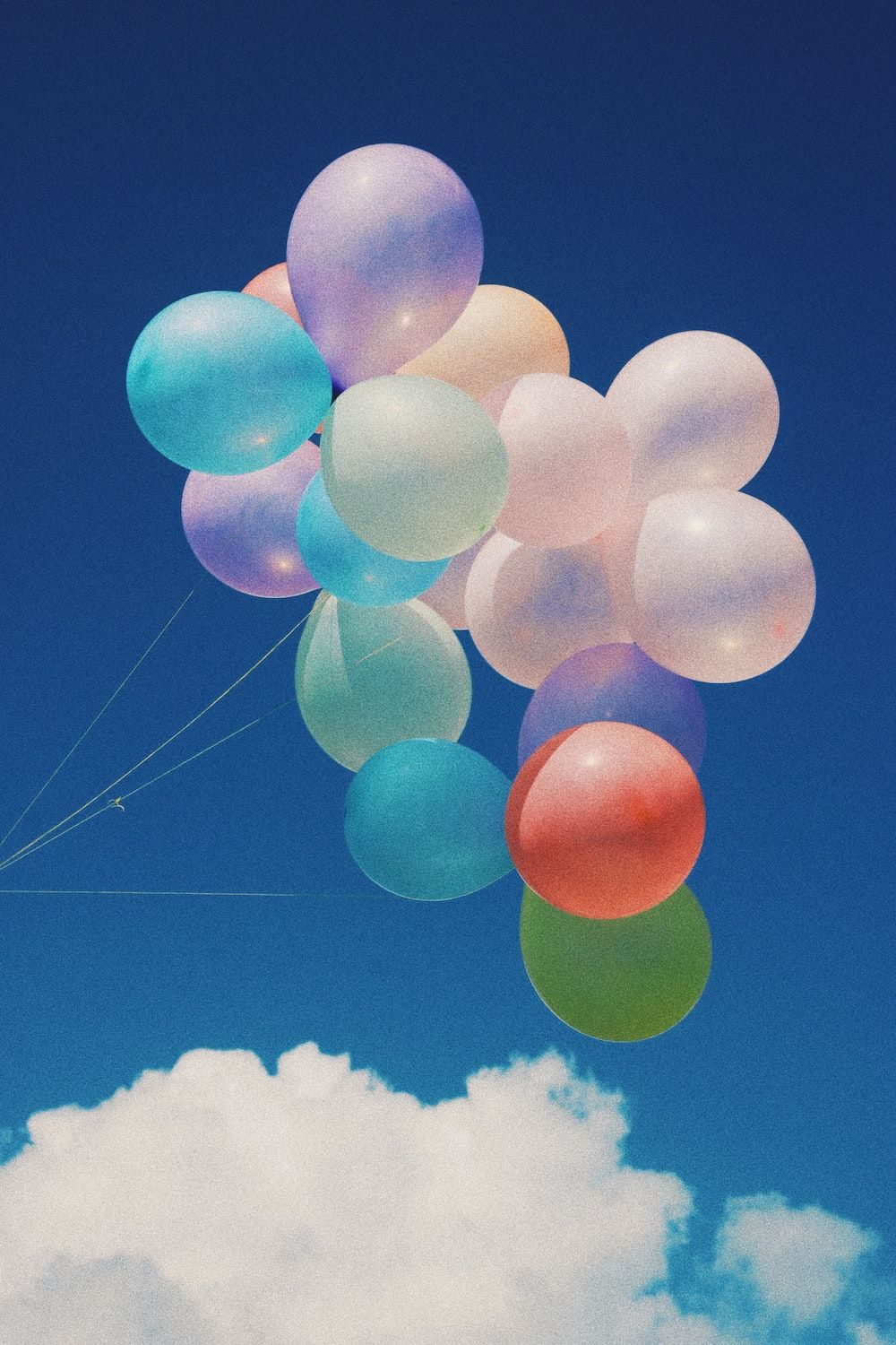  Luftballons Hintergrundbild 1000x1500. Beste Ballonbilder. Download Kostenlose Bilder auf