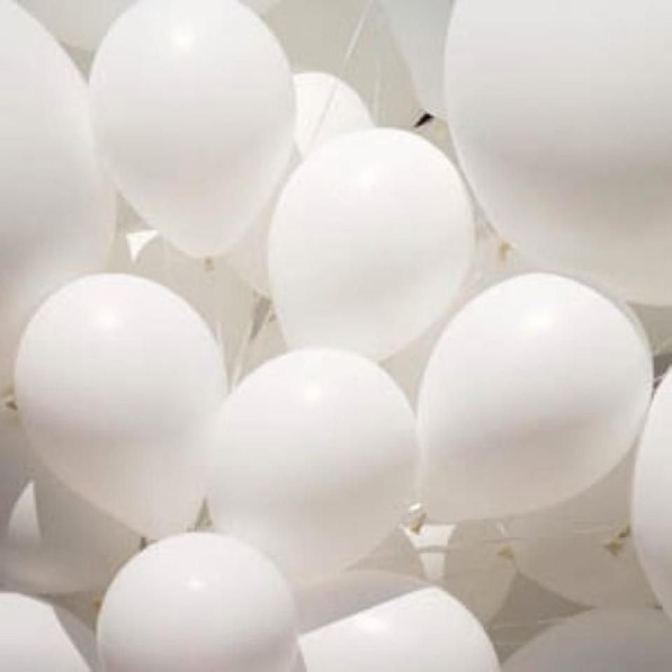 Luftballons Hintergrundbild 960x960. Image result for aesthetic birthday. White balloons, Balloons, White aesthetic