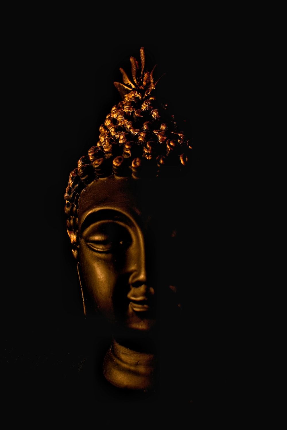  Buddhismus Hintergrundbild 1000x1498. Gautama Buddha statue photo