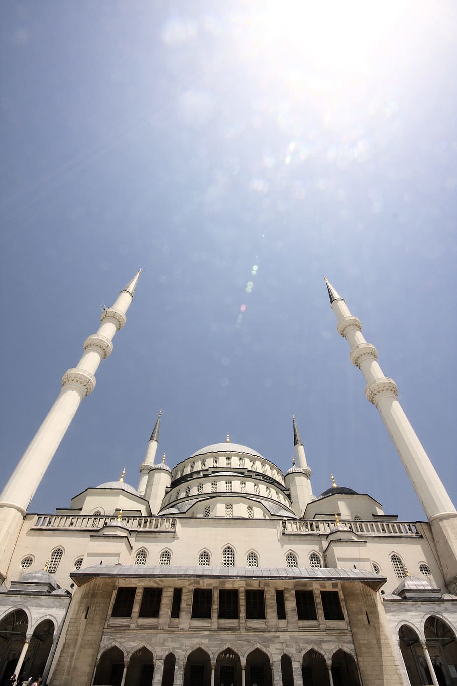  Islamisch Hintergrundbild 910x1365. HD wallpaper: low angle photo of white temple, cami, minaret, aesthetics, islam