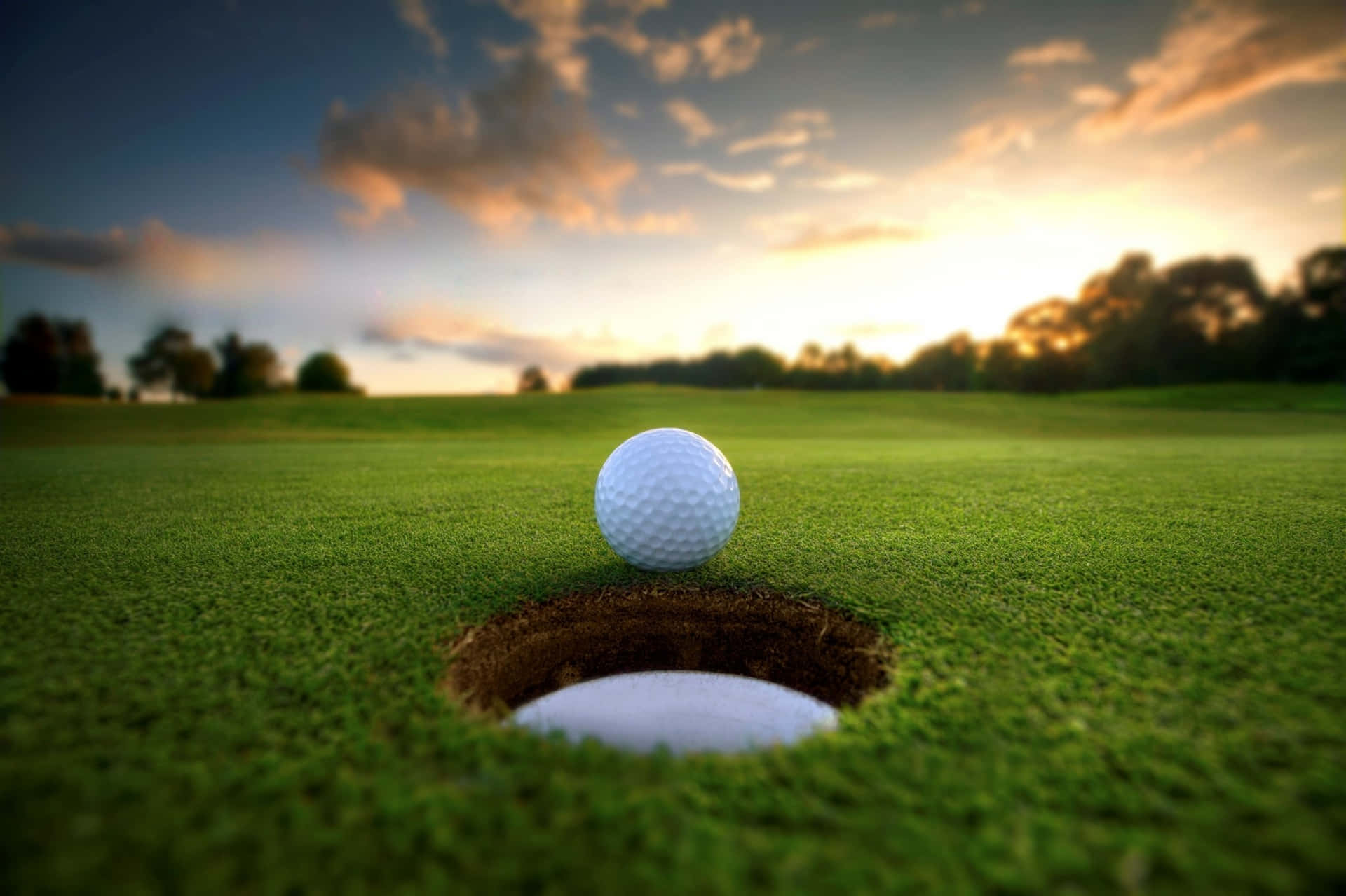  Golf Hintergrundbild 1920x1279. Download Aesthetic Sky 3D Golf Desktop Wallpaper