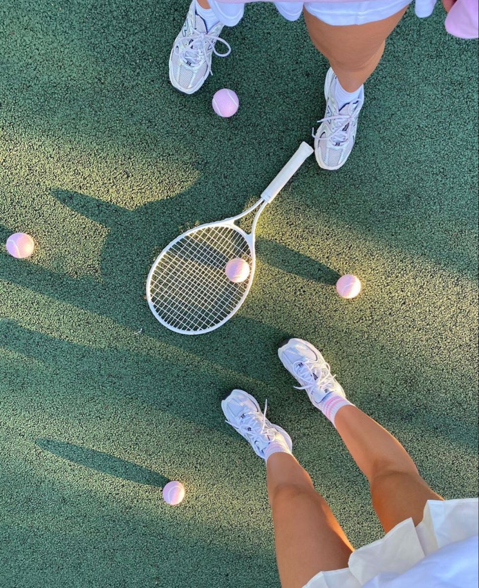  Tennis Hintergrundbild 978x1200. Épinglé par danika sur SPORTY →. Mode tennis, Sport, Tennis
