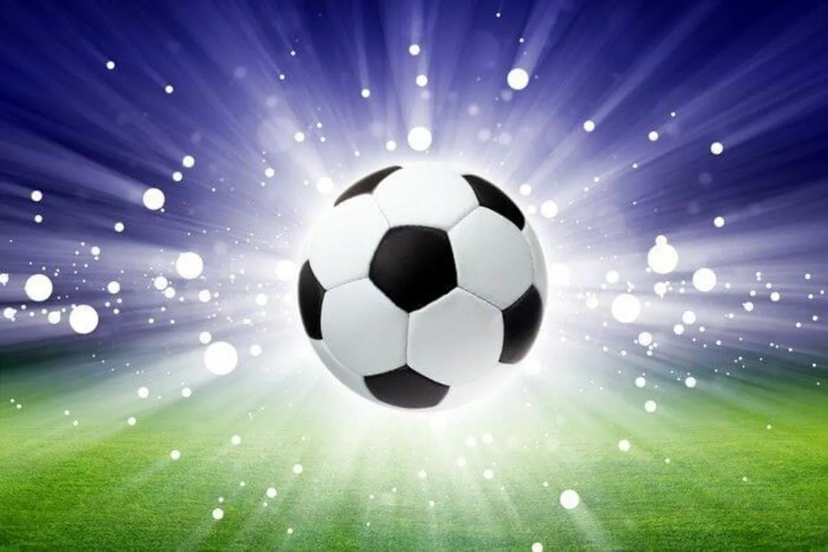  Fussball Hintergrundbild 1200x801. Leinwandbild Fußball, Fußball und Ball N° s08836 Shop Uwalls.de