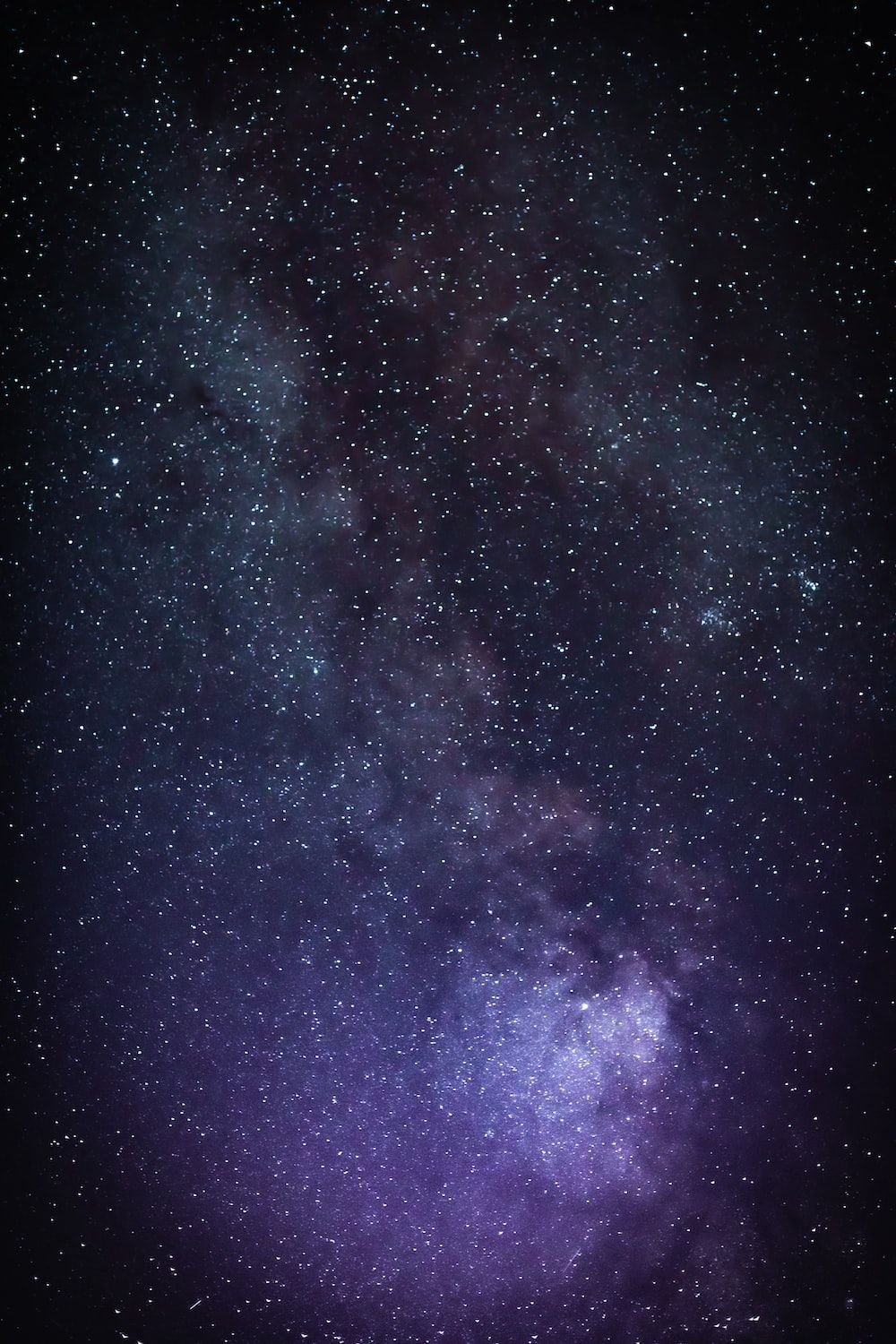  Sterne Hintergrundbild 1000x1500. Foto zum Thema Lila und blauer Himmel mit Sternen