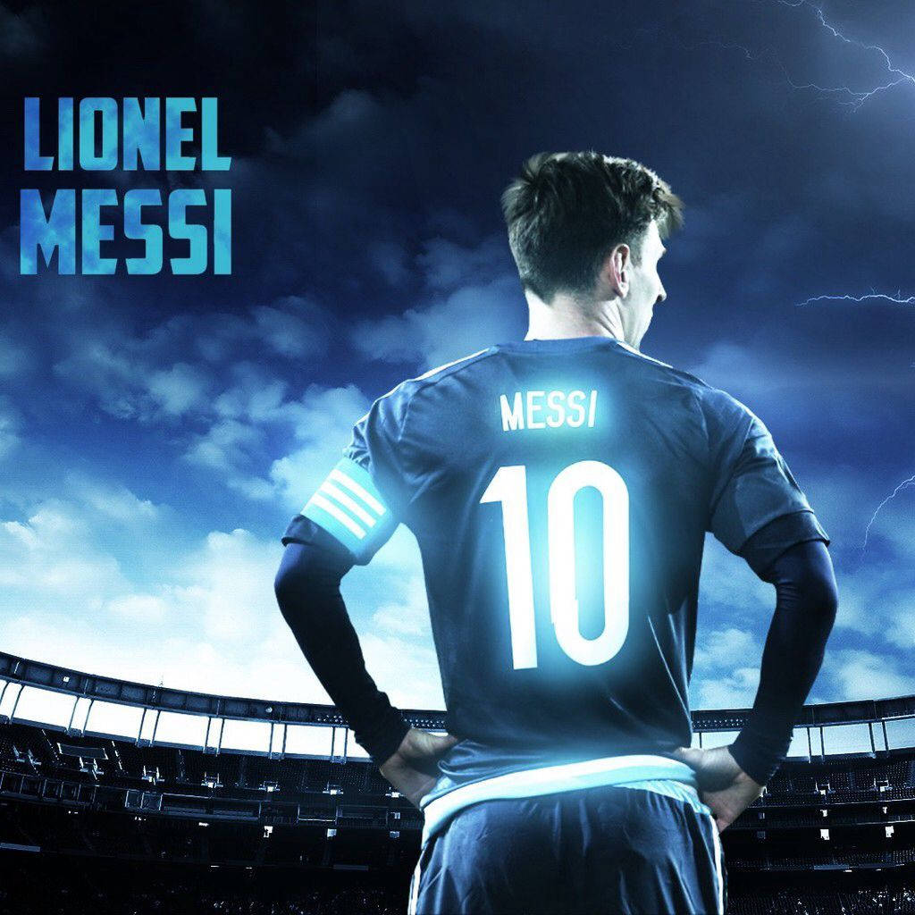  Messi Hintergrundbild 1024x1024. Download Cool Soccer Messi Blue Aesthetic Wallpaper