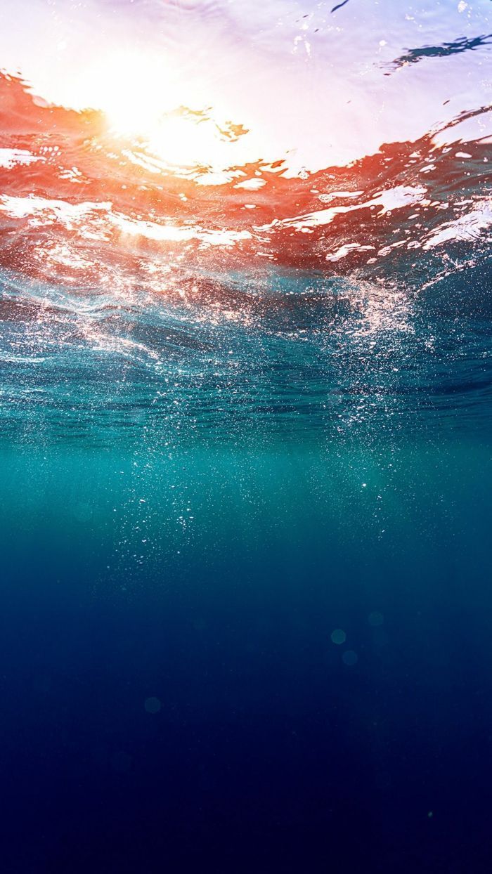  Wasser Hintergrundbild 700x1244. schöne Hintergrundbilder zum Herunterladen. Underwater bubbles, Ocean wallpaper, Summer wallpaper