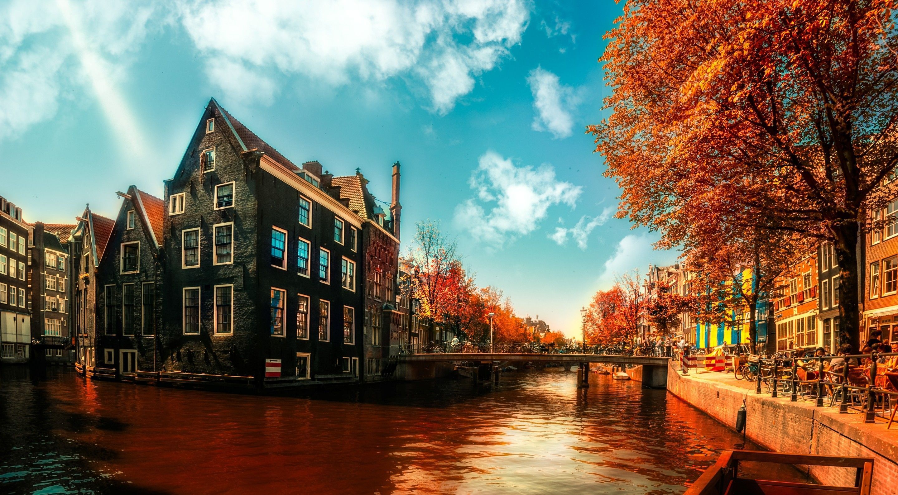  Amsterdam Hintergrundbild 2881x1589. Amsterdam Autumn Wallpaper