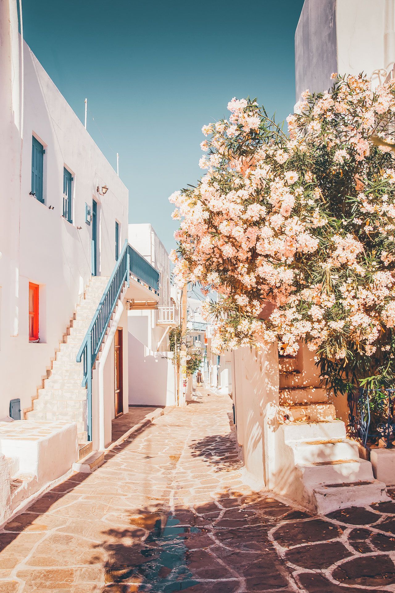  Griechenland Hintergrundbild 1280x1921. Ein Spaziergang durch Folegandros' einfache und doch elegante Hauptstadt. Stadt- und Inselbummel