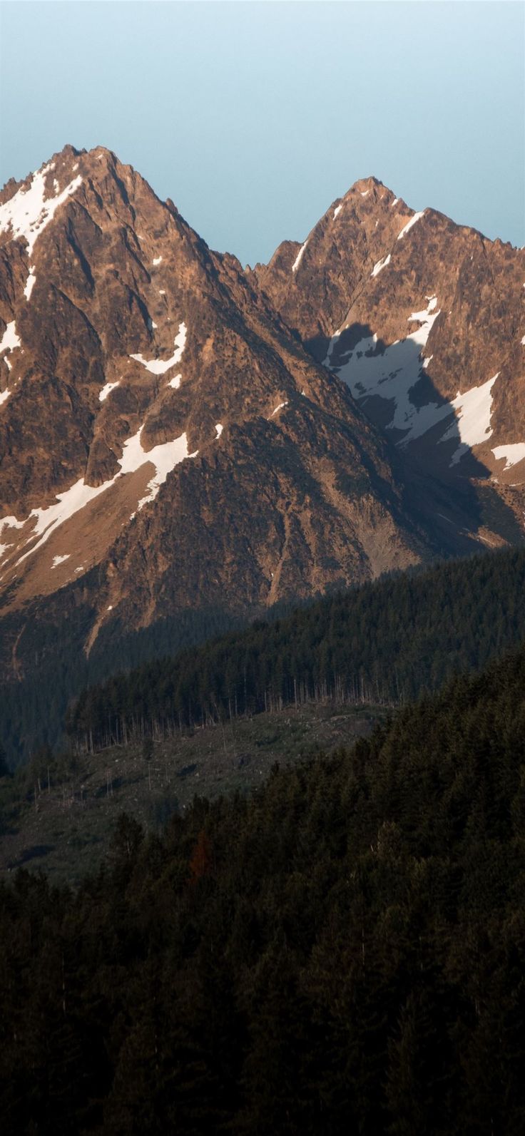  Berg Hintergrundbild 736x1593. brown mountain #mountain #nature #snow #tree #winter #iPhoneXWallpaper. Mountains aesthetic, Winter wallpaper, Wallpaper