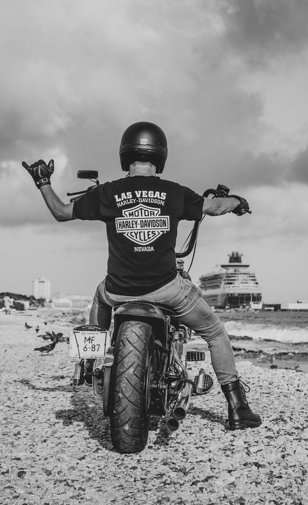  Motor Hintergrundbild 1000x1637. Harley Davidson Wallpaper: Free HD Download [HQ]