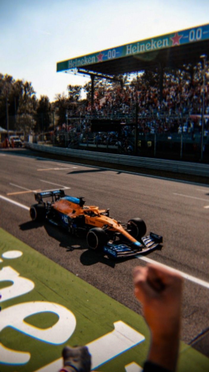  Formel 1 Autos Hintergrundbild 704x1252. mclaren f1 car. Fórmula Gp mexico, F1 wallpaper hd