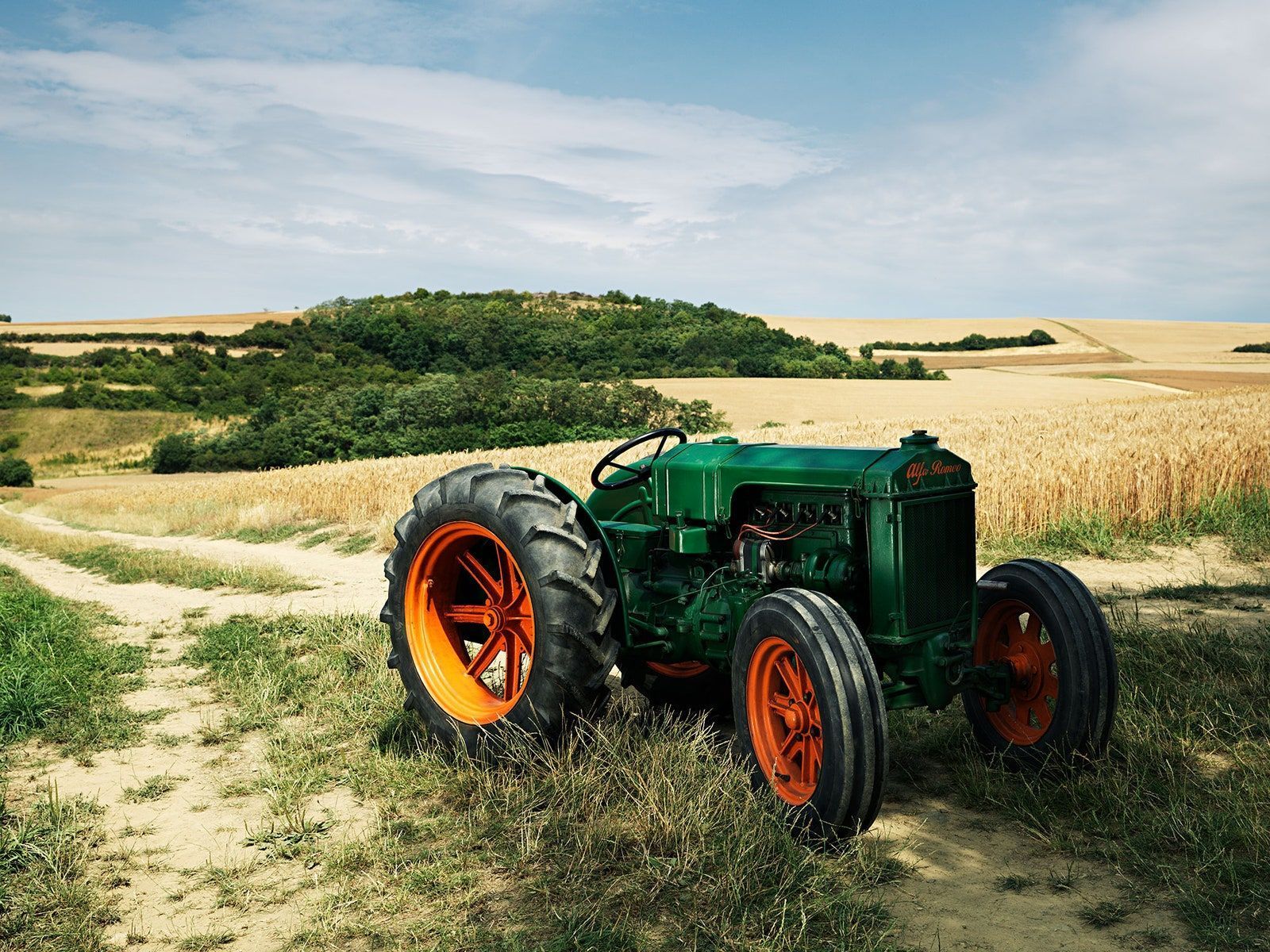  Traktoren Hintergrundbild 1600x1200. Oldtimer Traktoren