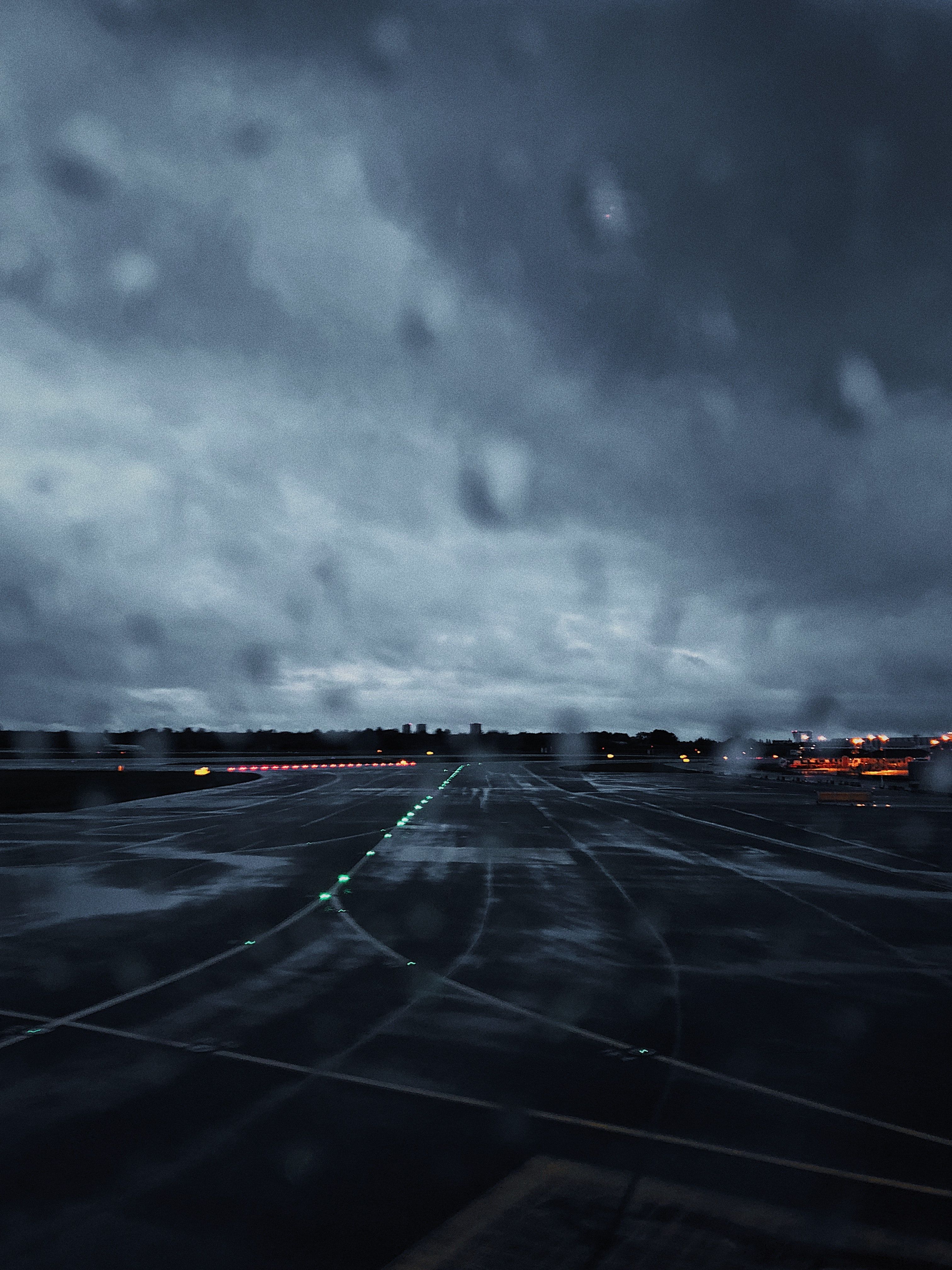  Grau Hintergrundbild 3024x4032. Flughafen Asphalt · Kostenloses Stock Foto