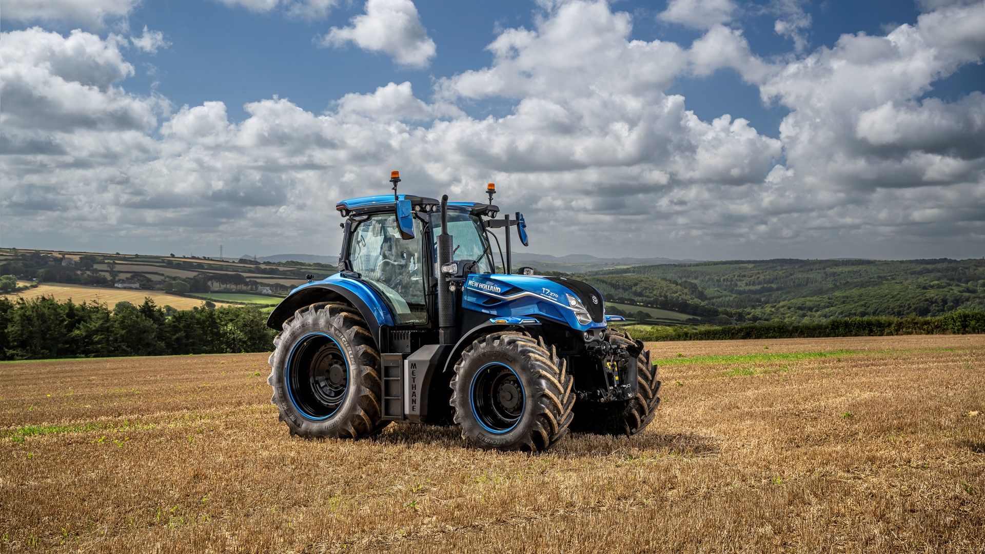  Traktor Hintergrundbild 1920x1080. New Holland Agriculture debuts world's first LNG tractor