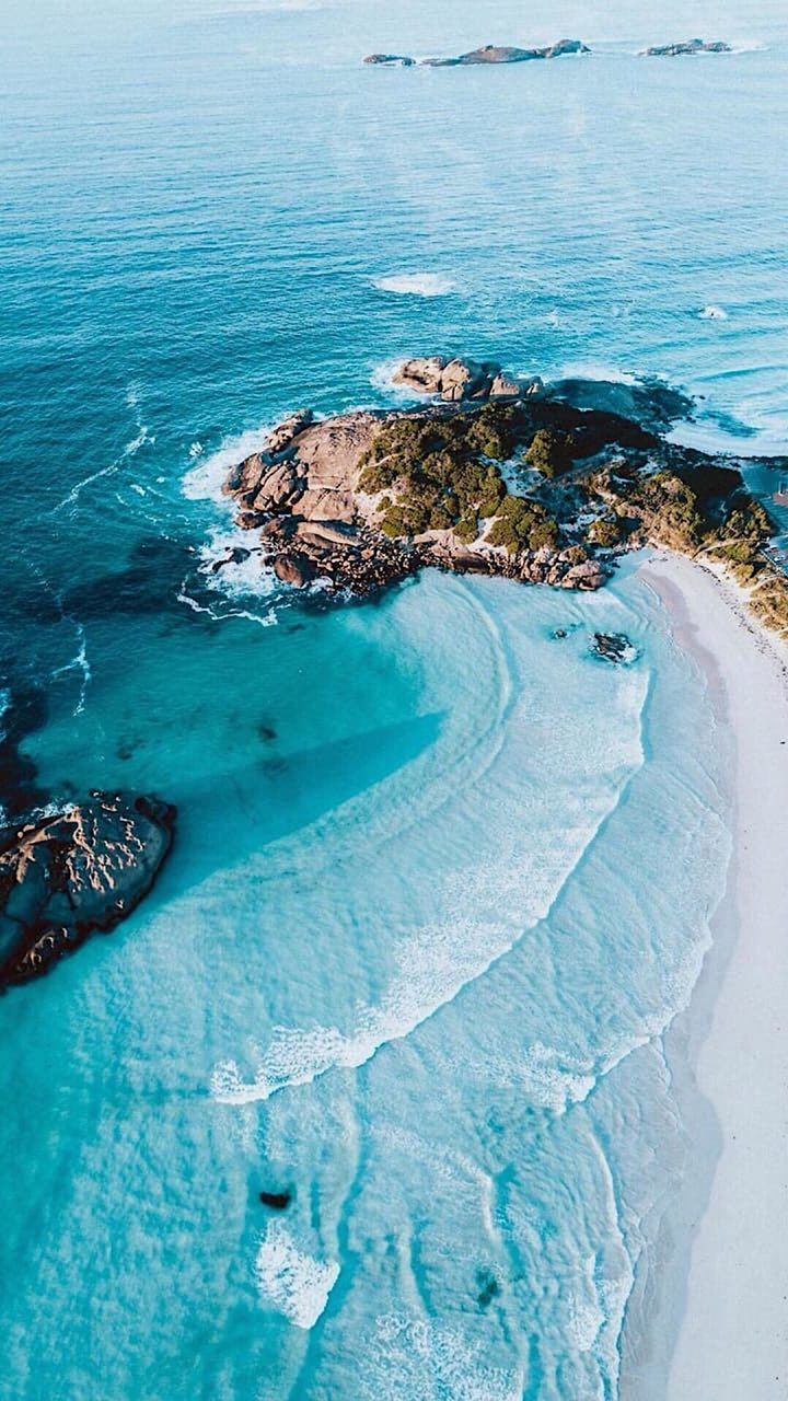  Urlaubs Hintergrundbild 720x1280. crystal clear waters #travel. Places to travel, Travel aesthetic, Beautiful places to travel