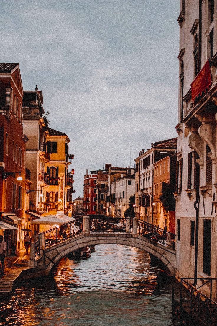  Urlaubs Hintergrundbild 736x1104. Italy Aesthetic. Venedig, Reisen, Städte reise