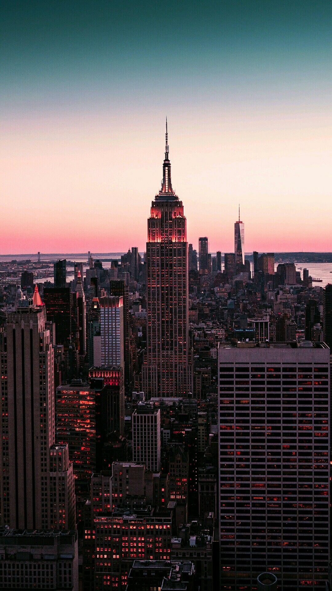  New York Bei Nacht Hintergrundbild 1080x1920. coco on New York
