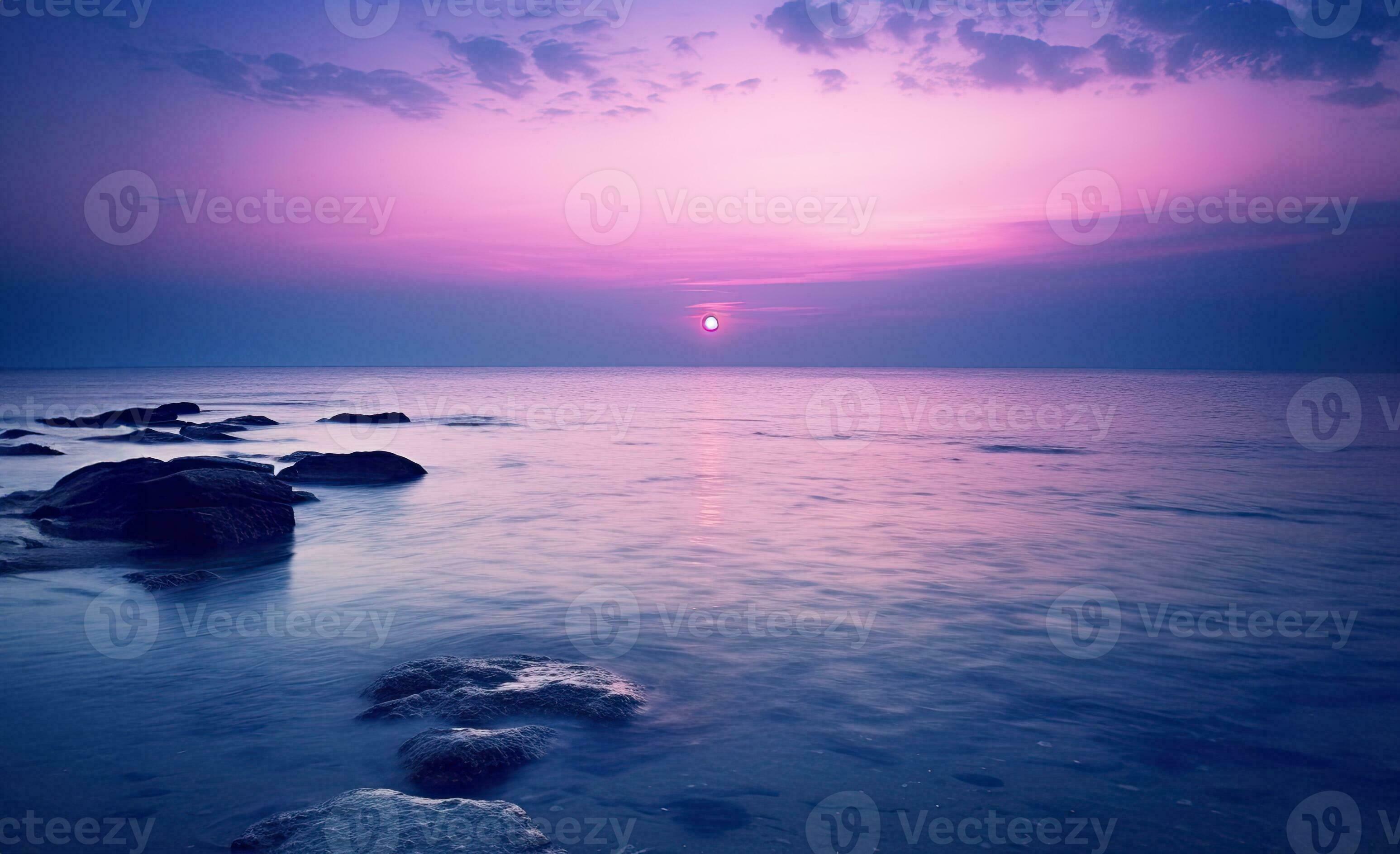  Meer Und Strand Hintergrundbild 3094x1888. Sonnenaufgang Über Das Meer Und Nett Strand Im Lila Farbe. Generativ Ai 27786808 Stock Photo Bei Vecteezy