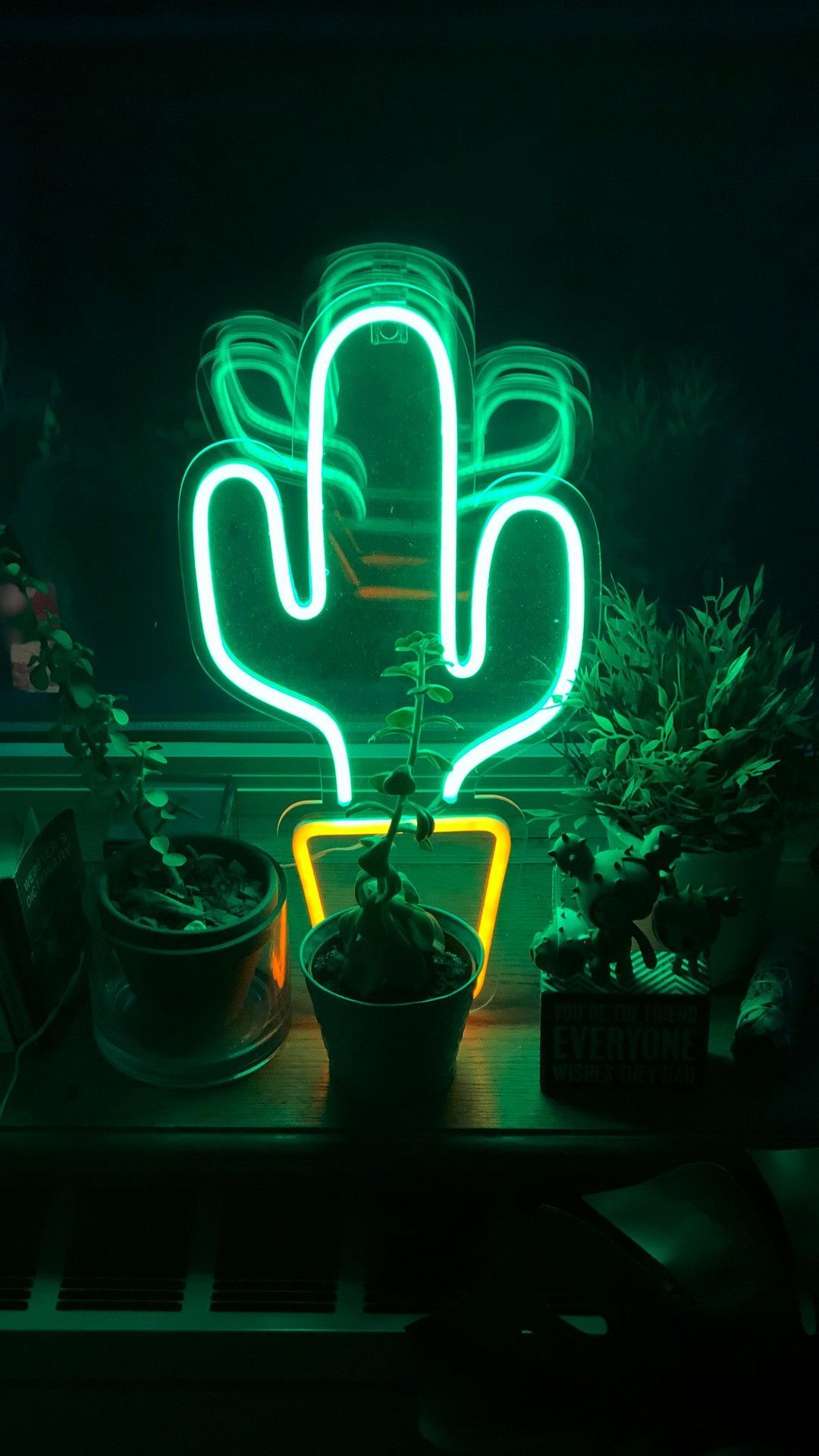  Neon Gestalten Hintergrundbild 1080x1920. Sasha Muravtseva on На рабочий стол. Neon cactus, Neon wallpaper, Neon