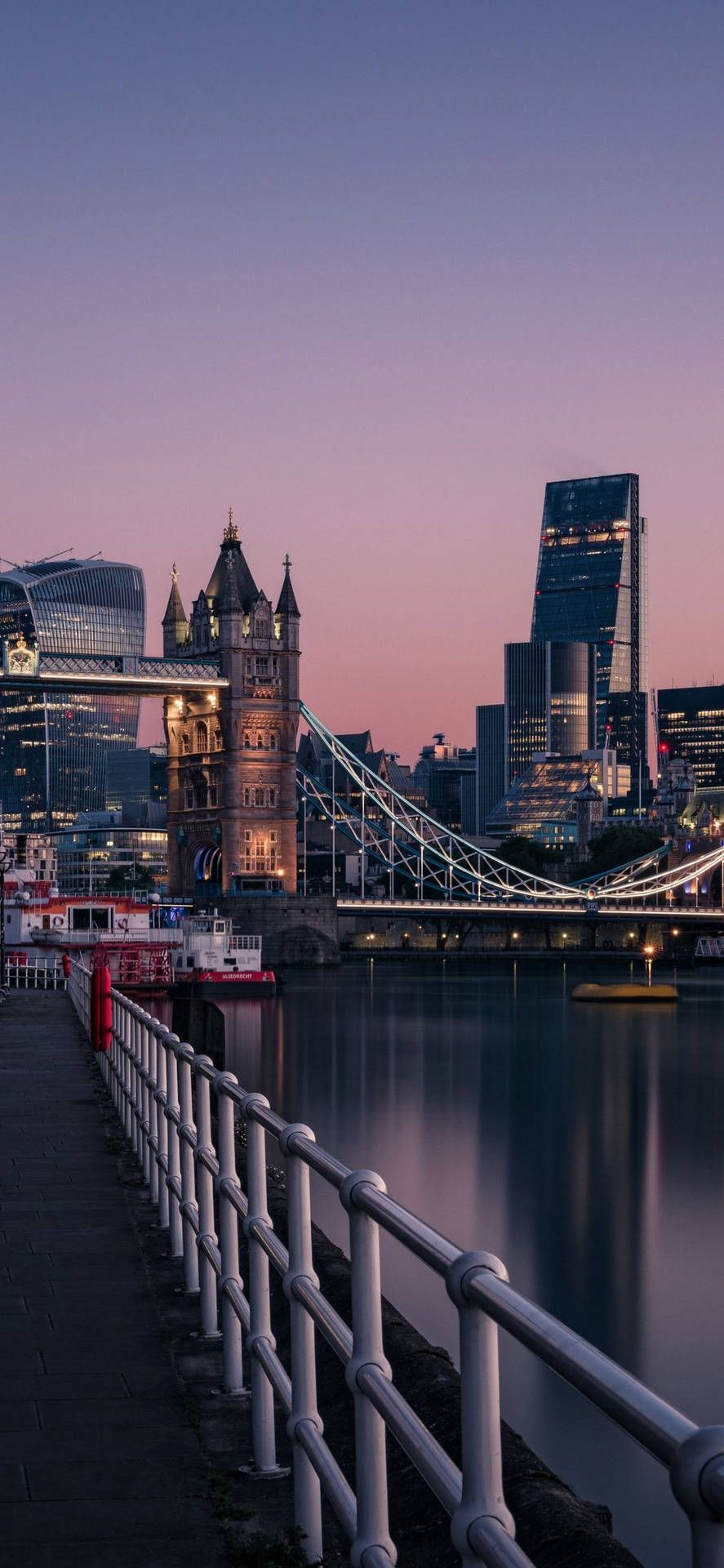  London Hintergrundbild 887x1920. Download Tower Bridge London Aesthetic iPhone 11 Wallpaper