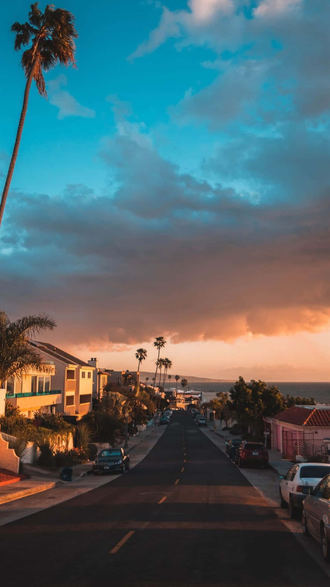  California Hintergrundbild 1080x1920. Download A stunning view of Malibu and the #CaliforniaAesthetic Wallpaper