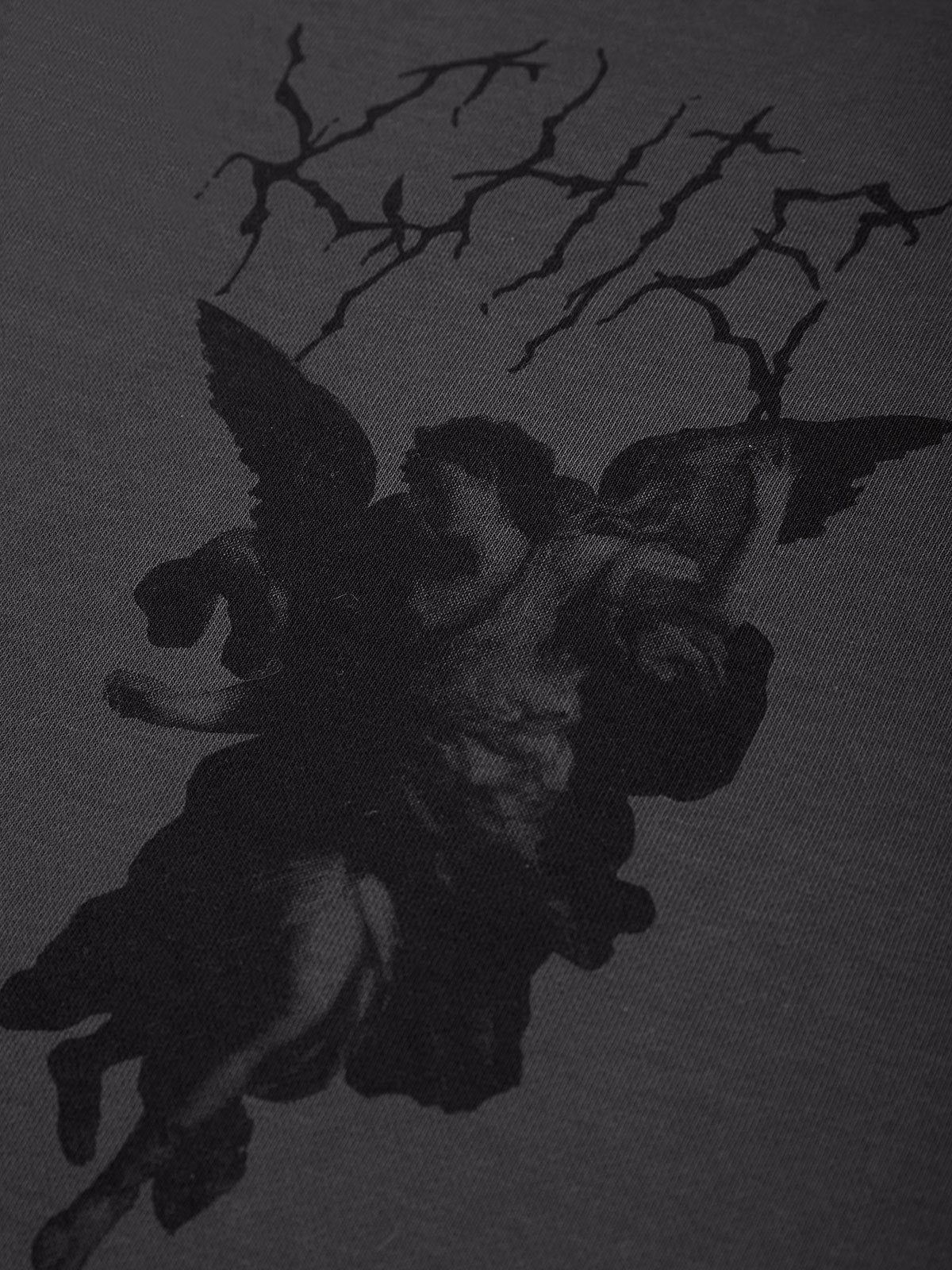  Engel Hintergrundbild 1200x1600. Schwarzer Hoodie mit Reißverschluss und Engel Motiv