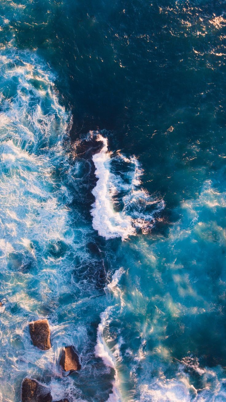  Meer Unterwasserwelt Hintergrundbild 736x1308. Ocean Wallpaper Aesthetic & Ocean Wallpaper. Океанские волны, Пейзажи, Картины пейзажа