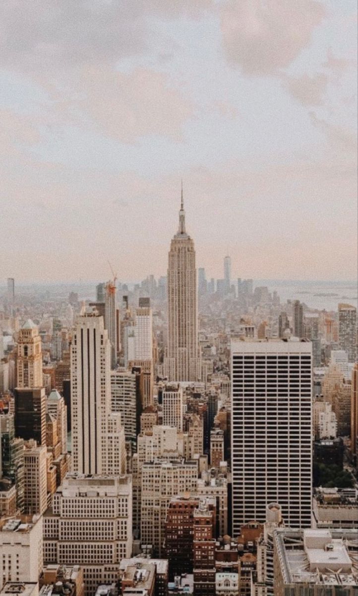  New York Skyline Hintergrundbild 722x1200. New York City, beige, aesthetic. Ideas de fondos de pantalla, Nueva york, Fotografia