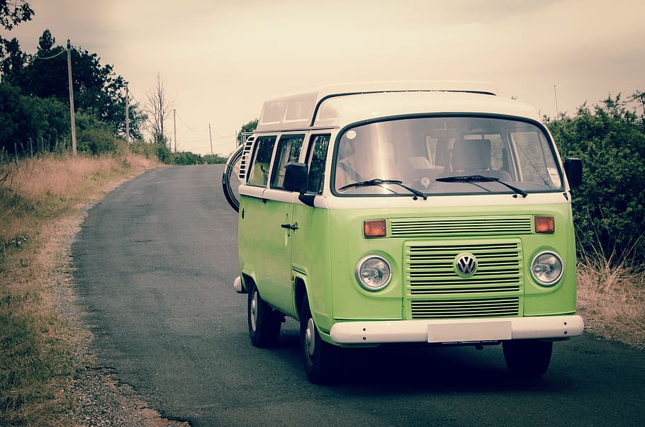  Volkswagen Hintergrundbild 910x603. HD wallpaper: green Volkswagen bus photography during daytime, van, vw, travel
