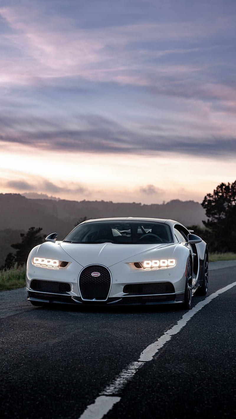  Bugatti Chiron Hintergrundbild 800x1422. Bugatti Chiron, white, car, hypercar, supercar sports, america, sunset, HD phone wallpaper