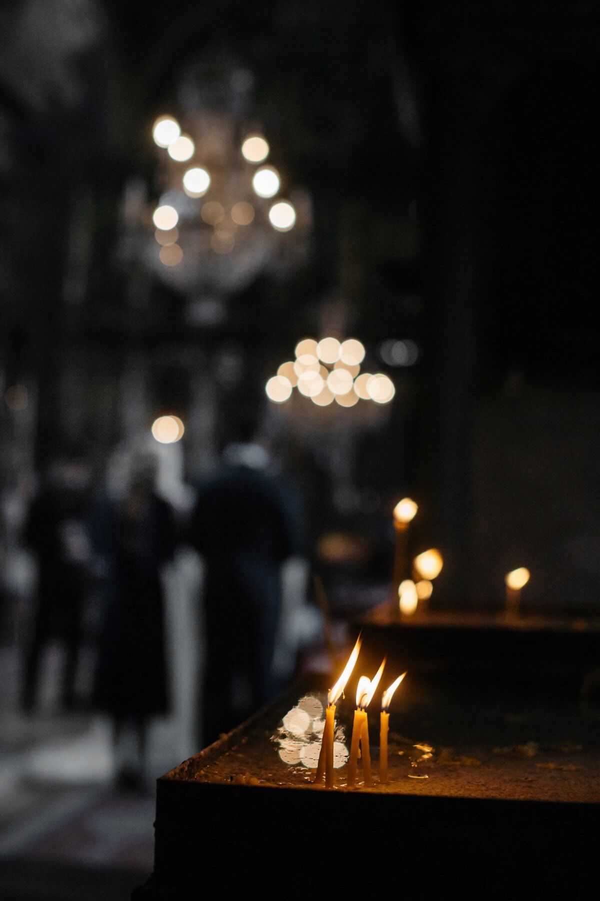  Trauer Hintergrundbild 1200x1800. Kostenlose Bild: Trauer, Trauer, Kirche, Dunkelheit, Kerzen, Flamme, Candle Light, Traurigkeit, Kerze, Licht