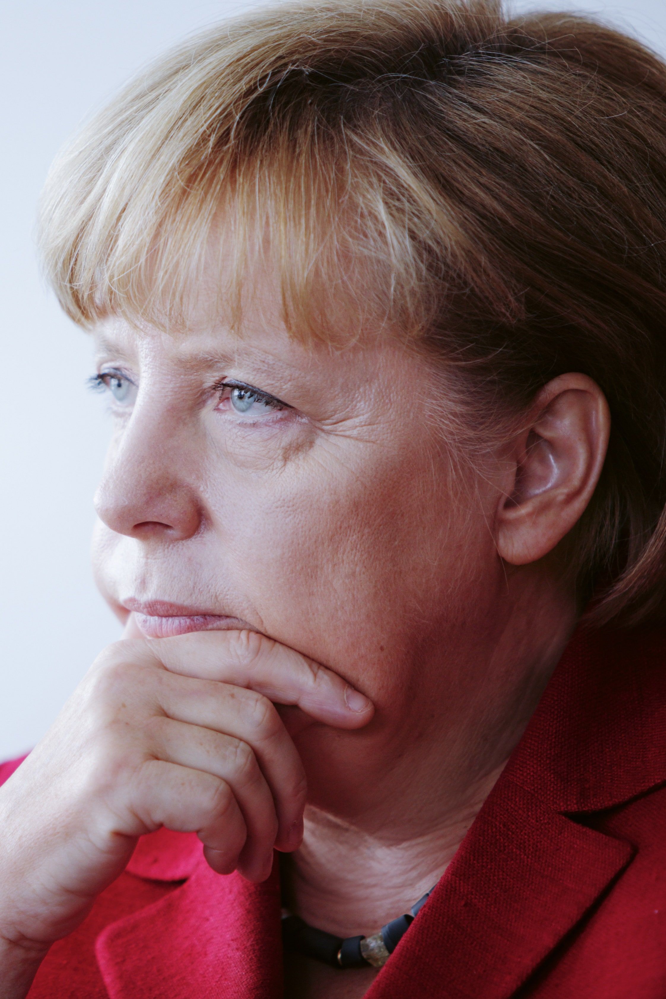  Angela Merkel Hintergrundbild 2245x3367. Bye, Angela Merkel: Drei Autorinnen schreiben über die scheidende Kanzlerin. Teil 1: Lena Urzendowsky