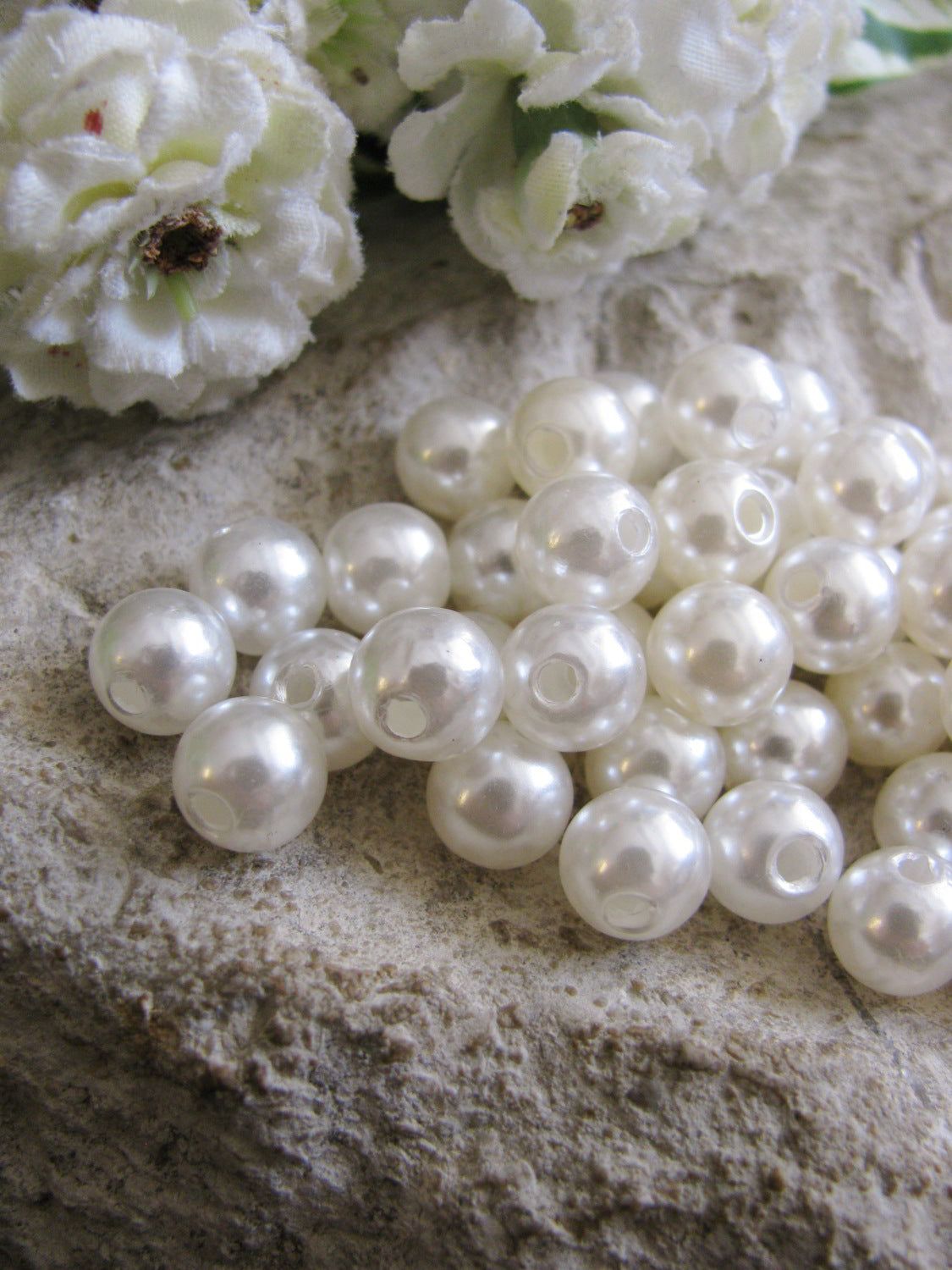  Perle Hintergrundbild 1125x1500. Wachsperlen Weiß 8mm, wahlweise 100 o. Cremeweiß, Perlen bast