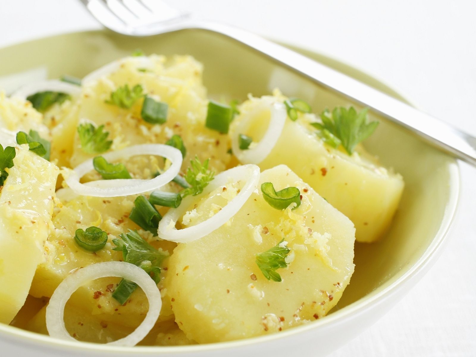  Kartoffelsalat Hintergrundbild 1600x1200. Frischer Kartoffelsalat mit Zwiebeln und Zitrone Rezept