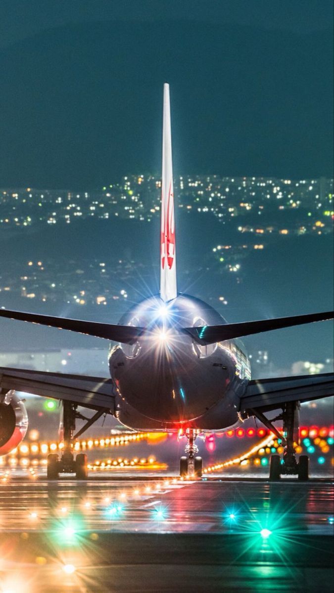  Boeing Hintergrundbild 675x1200. Night Flight ✈️. Airplane wallpaper, Cool picture of nature, Airplane photography